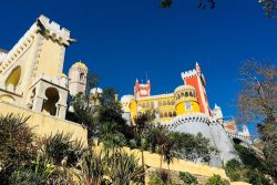 Descoperă castelele de poveste din Sintra